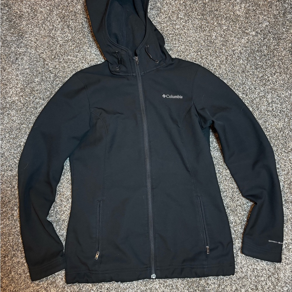 Columbia Women's Black Medium Softshell Ski Jacket With Hood